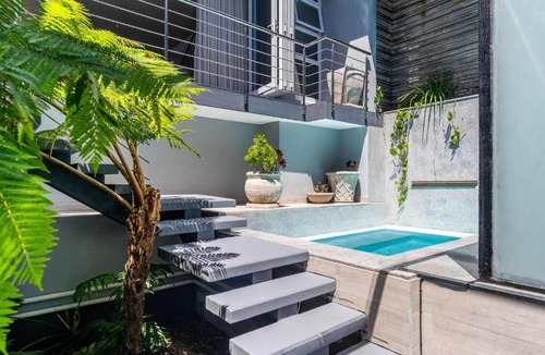 Houghton House | Montanha - Camps Bay villa 3 mins from Beta beach