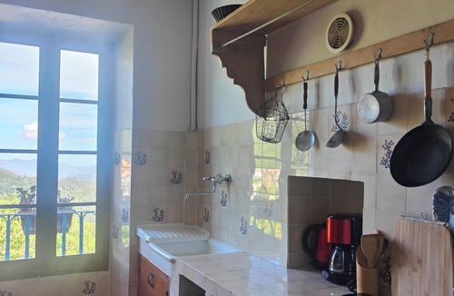 Guiselle Apartment | Monte d'Oro apartment, La Villa Bleue, mansion house in central Corsica,
