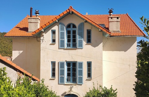 Guiselle Apartment | Monte d'Oro apartment, La Villa Bleue, mansion house in central Corsica,