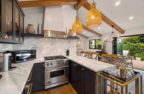 Coast Village House | Montecito Bungalow-walking distance to lower village!