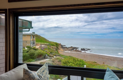 Park Hill House | Month Long - Beachfront Lux Cottage - #PH71 *NEW LISTING!*