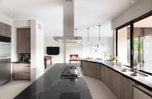 La Quinta Villa | Moonshine by AvantStay | Modern & Stylish Estate w/Bar, Fire Pit & Hot Tub