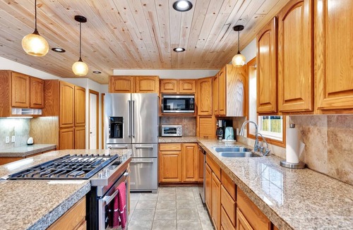 Ponder Point House | Moose Caboose