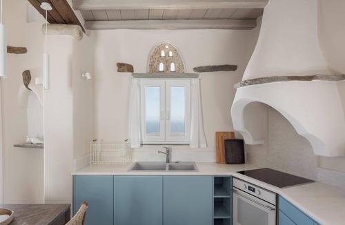 Tinos Town Apartment | Morfes Luxury Apartments