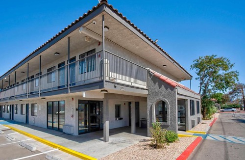 Kingman Hotel | Motel 6-Kingman, AZ - Route 66 East