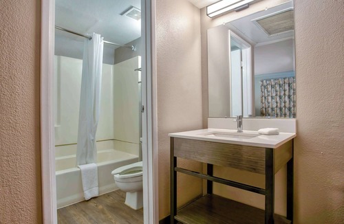 Kingman Hotel | Motel 6 Kingman, AZ - Route 66 East
