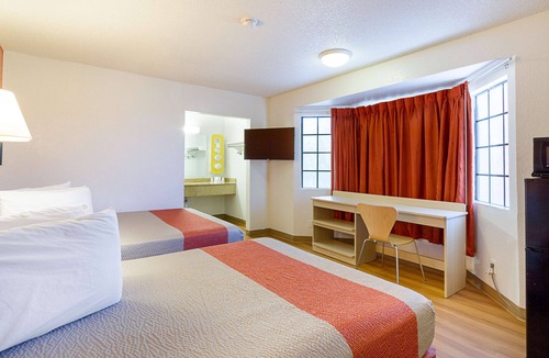 Mesa Hotel | Motel 6 Mesa, AZ - South