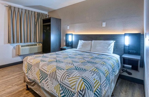 Nogales Hotel | Motel 6-Nogales, AZ - Mariposa Road