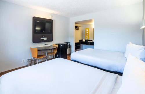 Pleasanton Hotel | Motel 6-Pleasanton, CA