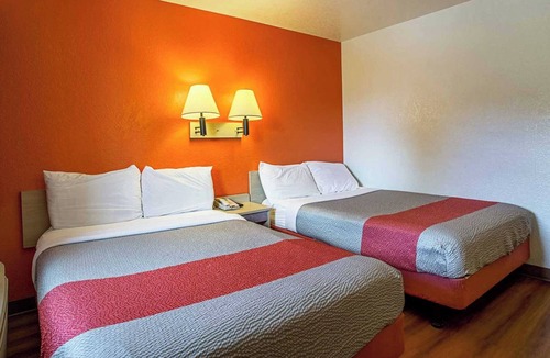 Prescott Hotel | Motel 6 Prescott, AZ