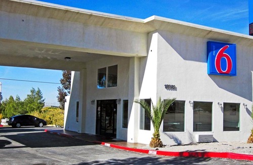 Victorville Hotel | Motel 6 Victorville - Desert Express