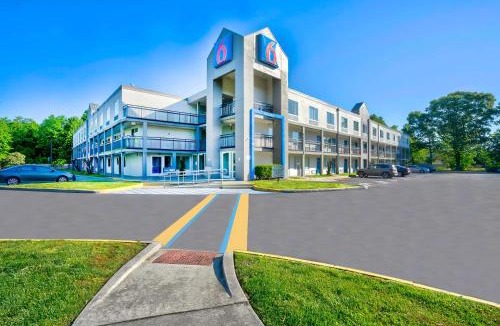 Northwest Hotel | Motel 6 Virginia Beach