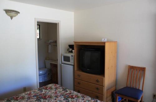 Apple Hill Hotel | Mother Lode Motel