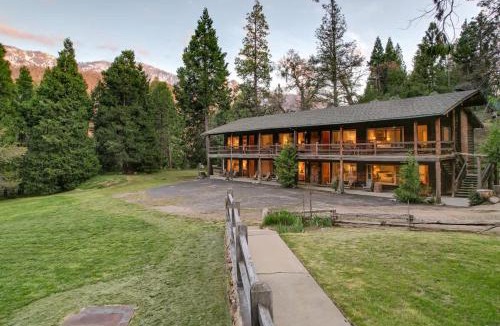 Springville Hotel | Mountain Nook CN Lodge #4