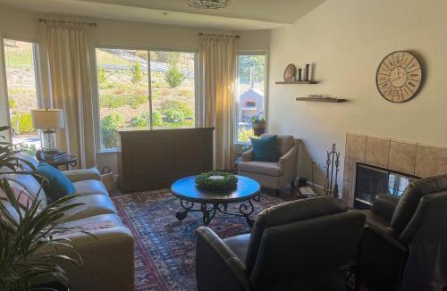 King City House | Mountain-View Backyard Oasis! King City Getaway