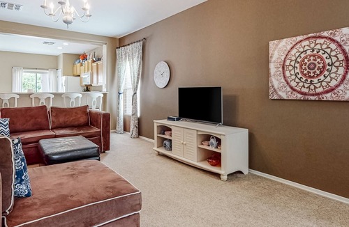 Surprise Farms House | Mountain view home with high-speed WiFi, central AC, and a private washer/dryer