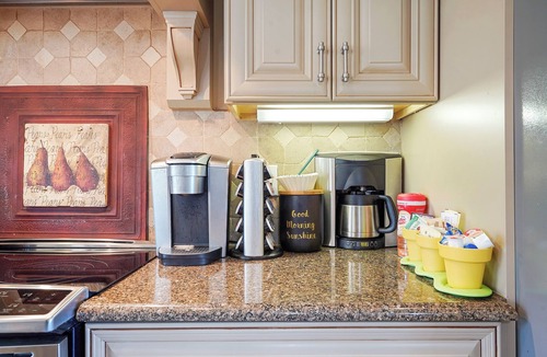 Foothills South House | Mountain Views, Backyard Trail Access, 3 King Beds