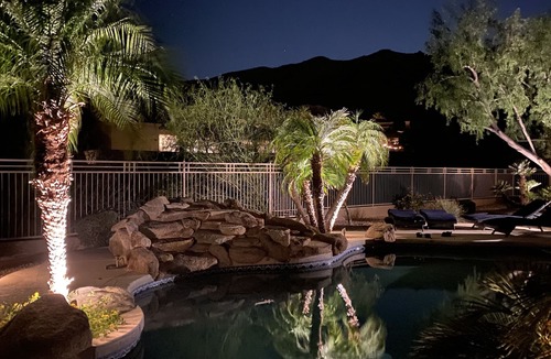 Foothills House | Mountainous Dessert Oasis