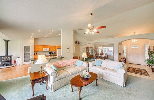 Boundary County House | Moyie Springs Home w/Views, Near Kootenai River!