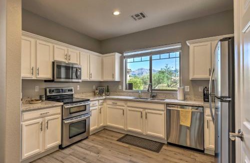 Gold Canyon House | Mtn-View Home w/Pool & BBQ in Gold Canyon