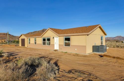 Kingman House | Mtn Views, 15 Mi to Dtwn Kingman: Family Home!