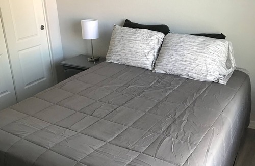 Mountaingate Condo | My Cozy Condo in a Upscale Gated Community