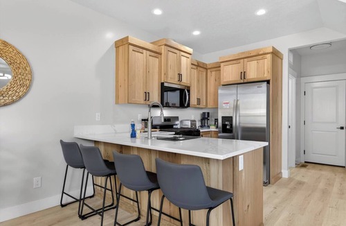 Nampa House | Nampa`s New Nest -The Renaissance