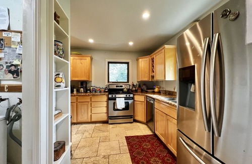 Calistoga House | Napa Valley Oasis - Fully furnished large home rental for lease!