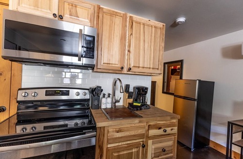 Alton Cabin | National Parks - Cozy stay and UFO Sightings