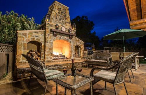 Ahwahnee Hotel | Nature's Inn Bed and Breakfast