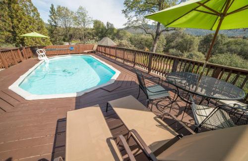 Ahwahnee Hotel | Nature's Inn Bed and Breakfast