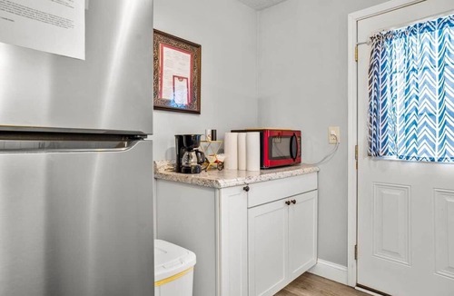 Stanton House | Nature's Nook I Cozy 2BR I 15m to RRG I Wi-Fi