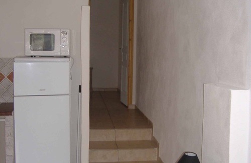 Favone Apartment | N°0-Apartment-Ensuite with Shower-Sea view