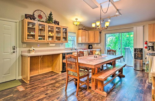 Payson Cabin | Near Hiking: Creekside Payson Cabin w/Deck!