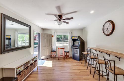 Pinetop-Lakeside House | Near Woodland Lake Park: Home w/Fire Pit!