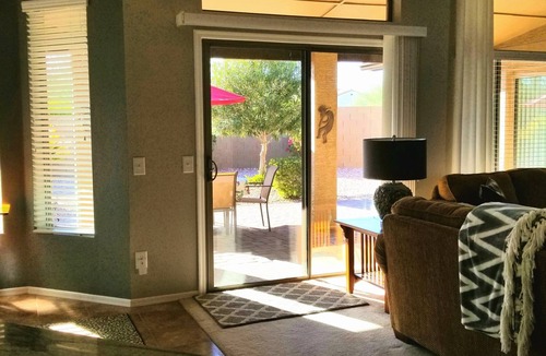 Pebblecreek House | NEED A PLACE TO STAY WHILE BUILDING YOUR NEW HOME?