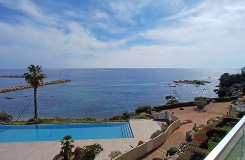 Solenzara Apartment | NEPITA- Feet in the water-sea view-climate-wi-fi