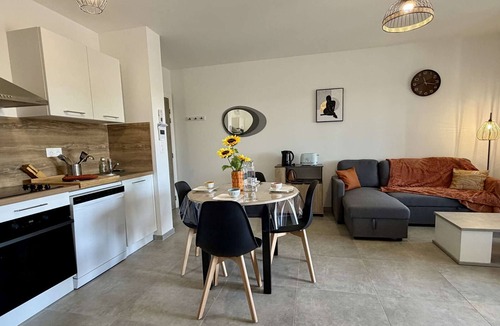 Folelli Apartment | New apartment with AC and parking - Open view