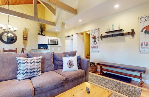 Majestic Pines Condo | NEW! Bigwood #30 2-Bedroom Condo with Pool and Golf course view