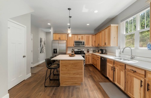 Durango House | New Build, Pet Friendly, A/C, 5 Minutes to Downtown Durango
