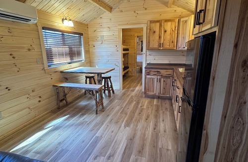 Virgin Cabin | New Cabins in Virgin, Utah. Sleeps 6! Minutes from Zion National Park