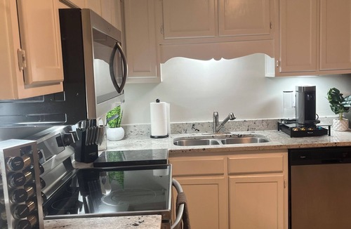 North Charleston House | NEW! Charming 2-bedroom townhome in convenient location