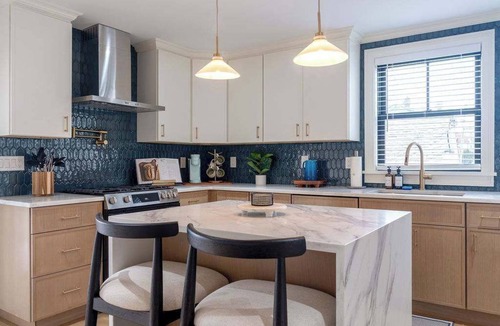 Yachting Village House | NEW CONSTRUCTION Entire Sancerre House in Newport’s Yachting Village