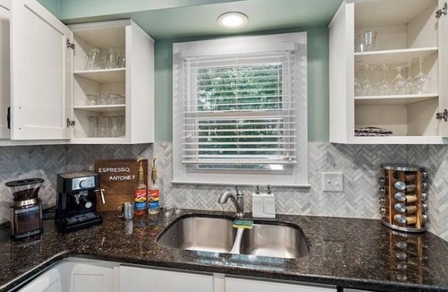 Southwest Raleigh House | New Convenient Hub near NCSU & Downtown Raleigh