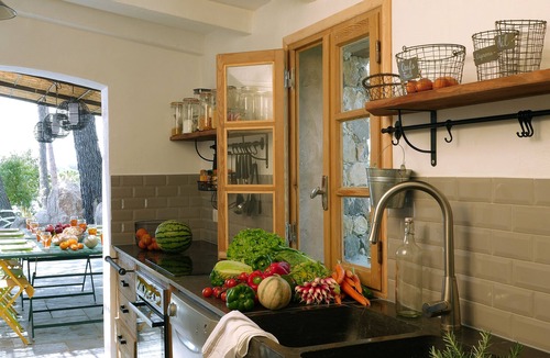 Canale-di-Verde House | NEW. Large traditional Corsican property, feet in fresh water .