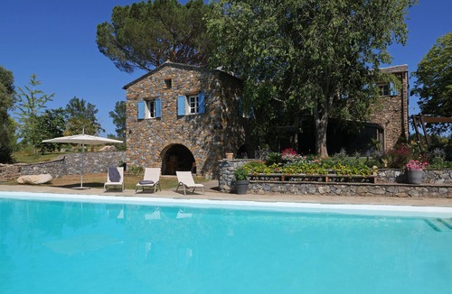 Canale-di-Verde House | NEW. Large traditional Corsican property, feet in fresh water .