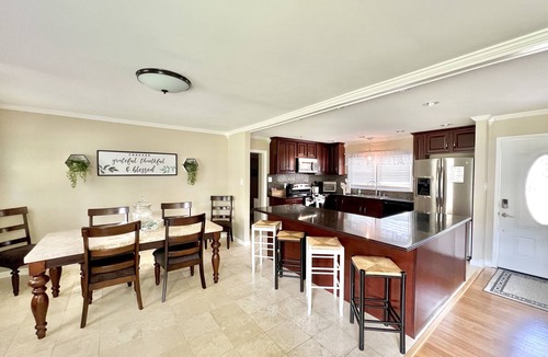 Open Gates House | NEW Listing. Remodeled 4 bed 2 bath. clean & comfortable