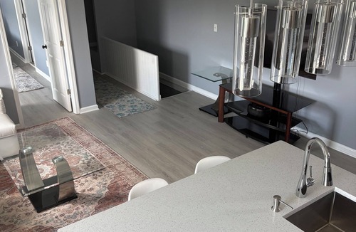 Cincinnati Apartment | New Luxe 2BR Modern Furnished Near OTR & TQL-paycor Stadium