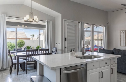 Covey House | New Luxurious Home, Prime Location, Pool w/Jetted Hot Tub