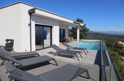 Solenzara Villa | New, modern, 180° panoramic sea view, heated pool, dream vacation assured